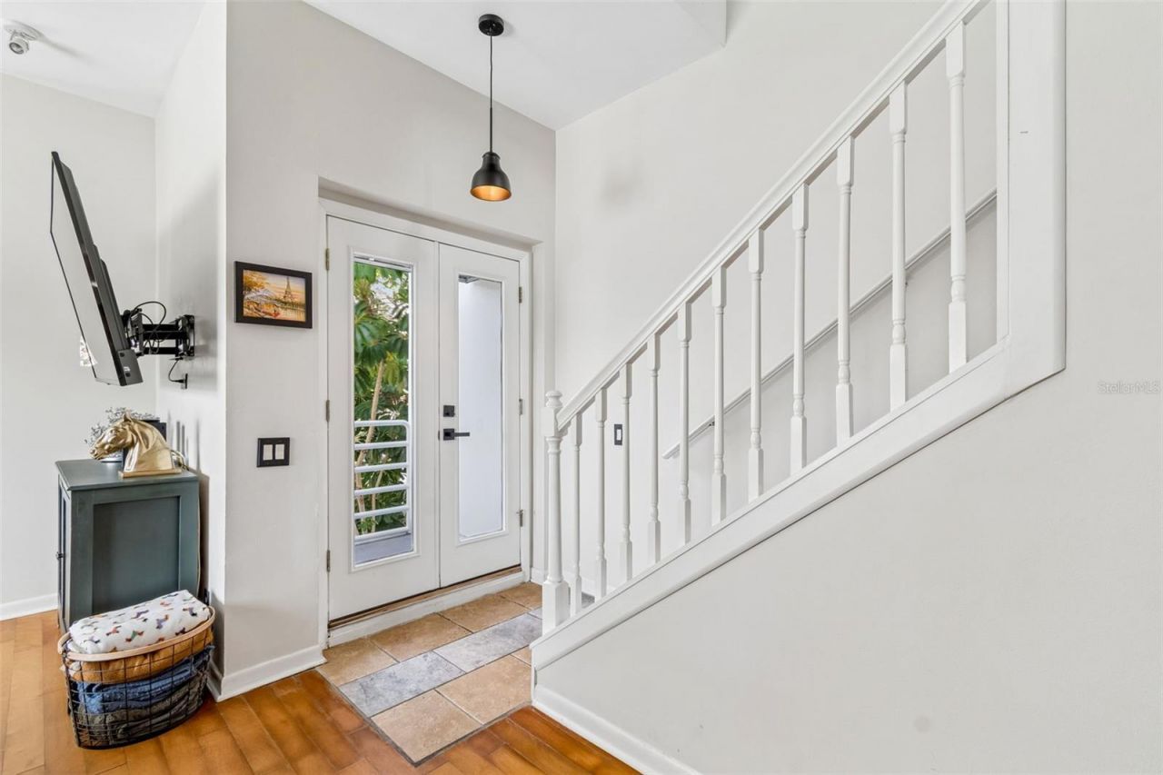 4950 Bayshore Boulevard, Unit 30, Tampa, FL 33611 Photo