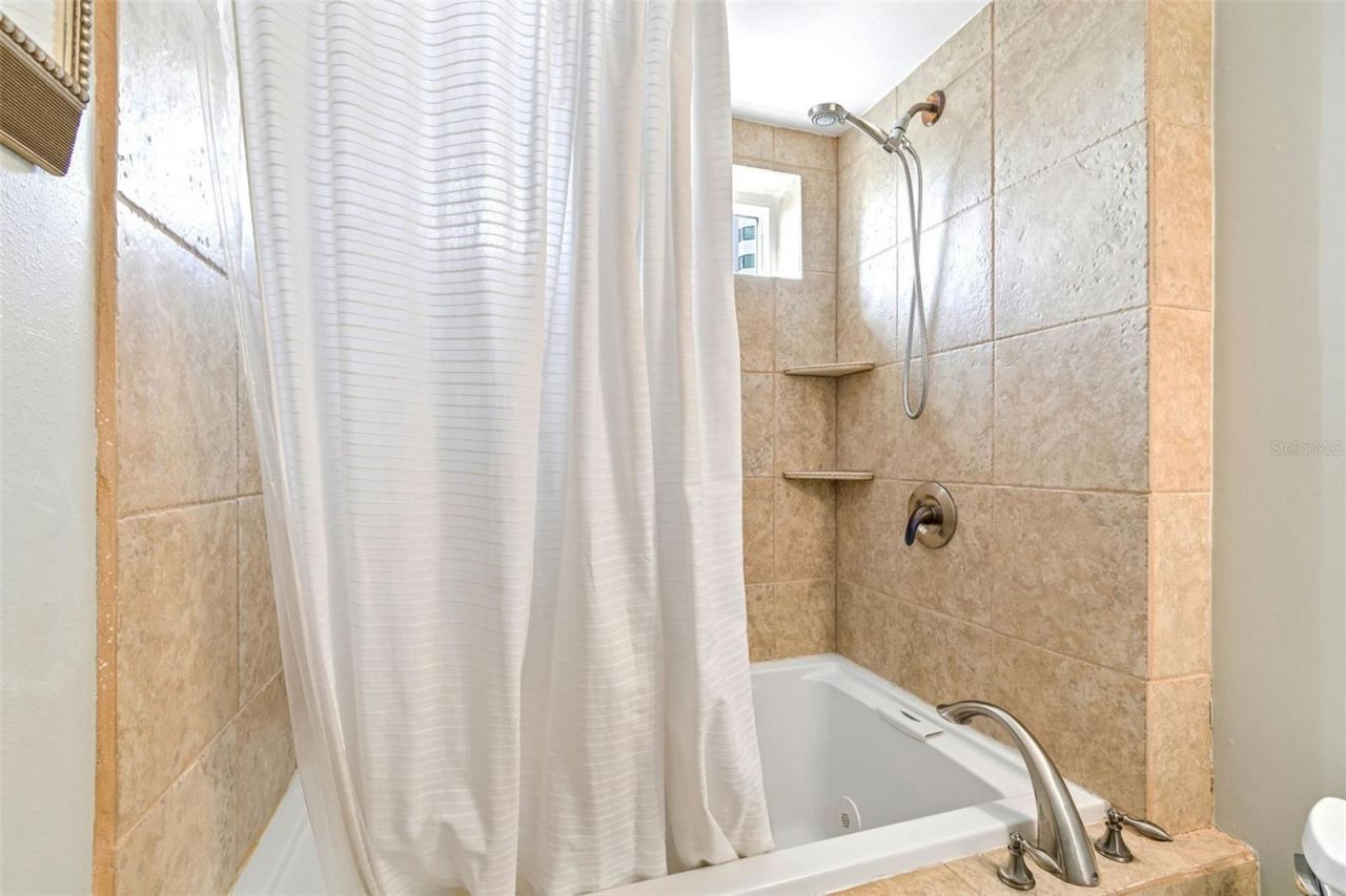 4950 Bayshore Boulevard, Unit 30, Tampa, FL 33611 Photo