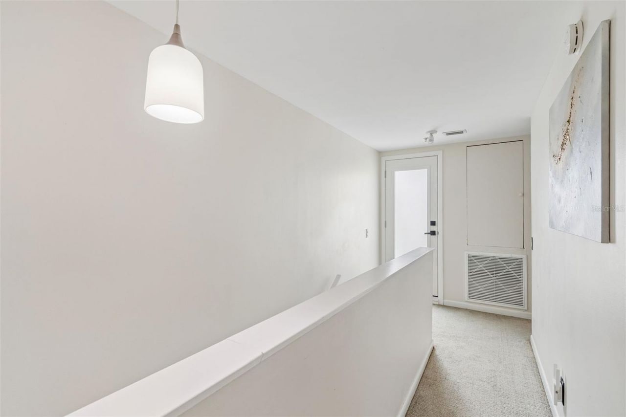 4950 Bayshore Boulevard, Unit 30, Tampa, FL 33611 Photo