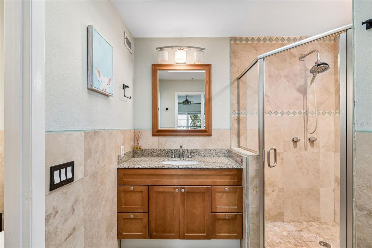 4950 Bayshore Boulevard, Unit 30, Tampa, FL 33611 Photo