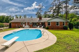 117 Middlebrook Drive  photo 4