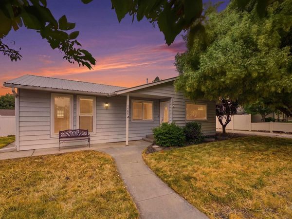 1480 E Locust St, Emmett, ID 83617