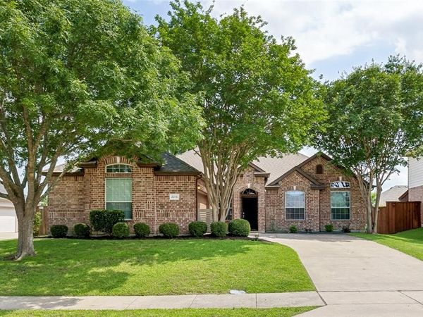 2215 Quail Hollow Drive, Sachse, TX 75048