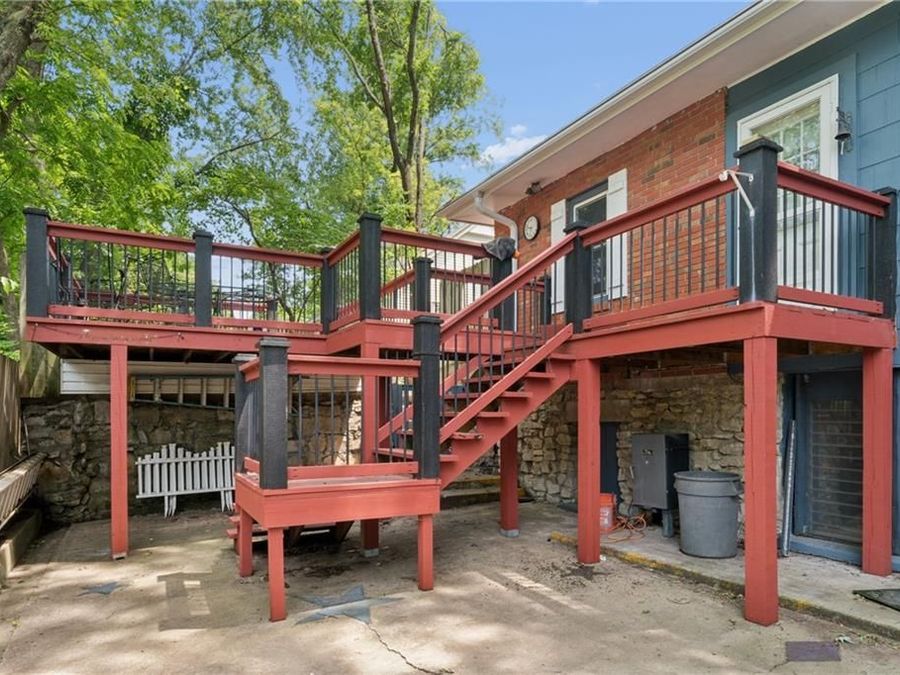 Property Image 37