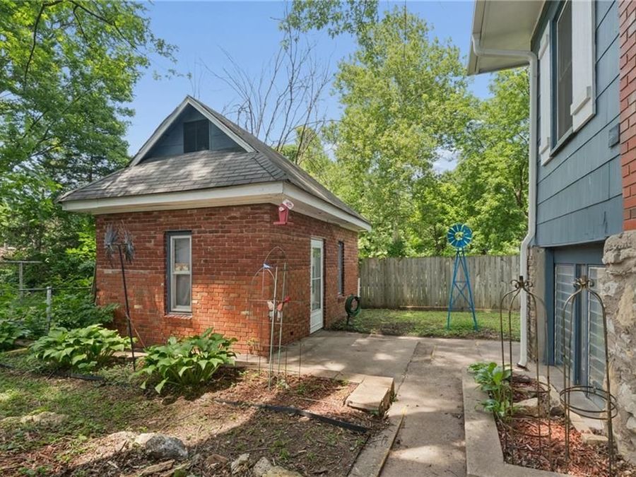 Property Image 40