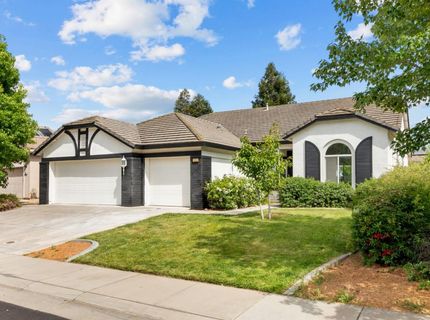10233 Stathos Dr, Elk Grove, CA 95757 Photo