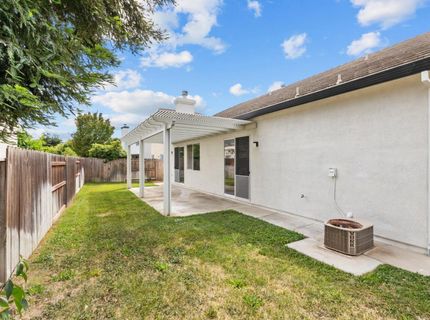 10233 Stathos Dr, Elk Grove, CA 95757 Photo