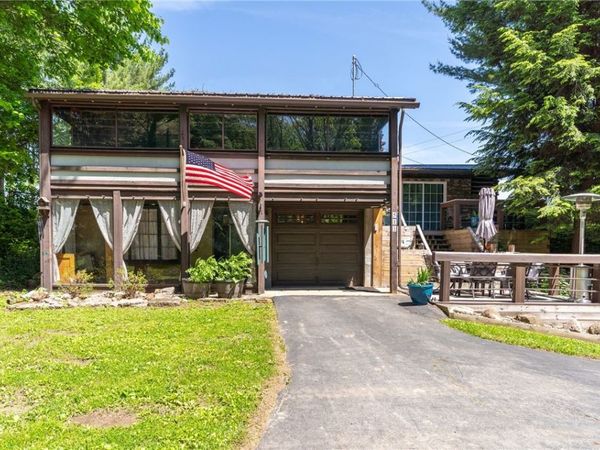 511 Covert Rd, New Castle, PA 16102