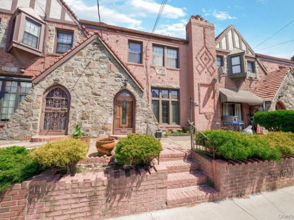13009 227th Street, Laurelton, NY 11413