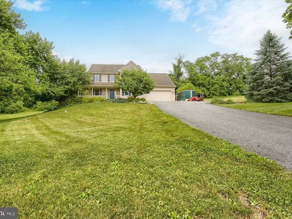 478 N LANCASTER STREET, JONESTOWN, PA 17038
