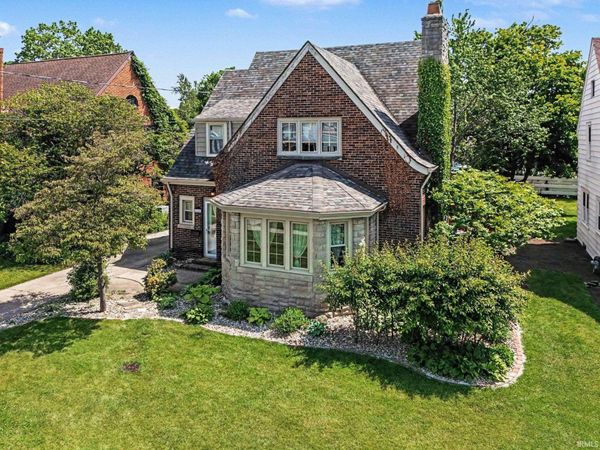 1146 Belmont Avenue, South Bend, IN 46615