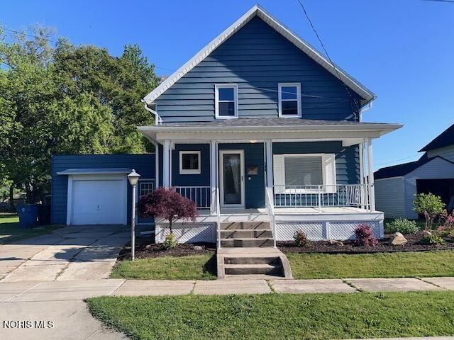 108 W Saint Clair Street, Swanton, OH 43558 Main Photo