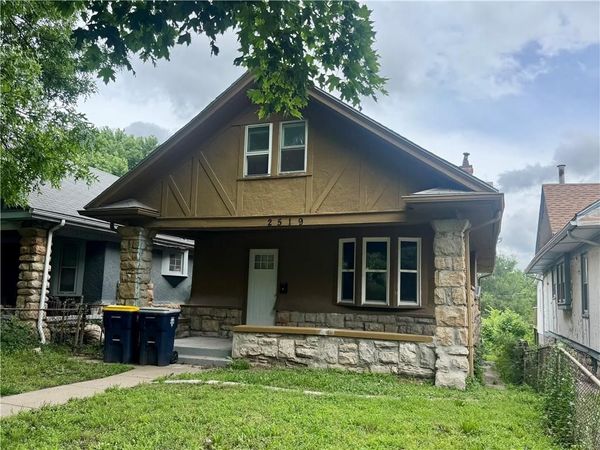 2519 College Avenue, Kansas City, MO 64127