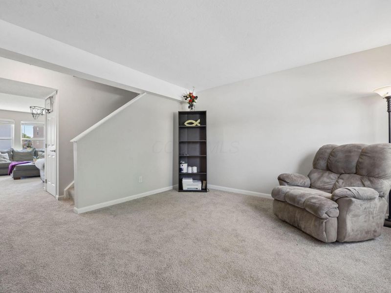 7557 Witch Hazel Drive, Canal Winchester, OH 43110 Photo 3
