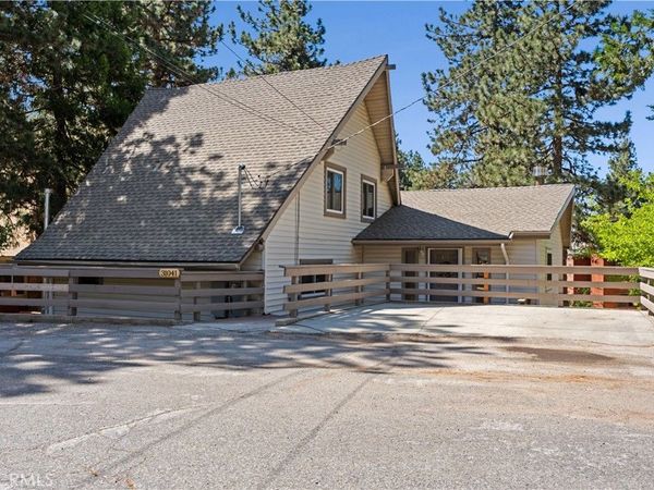 31041 Wild Oak, Running Springs, CA 92382