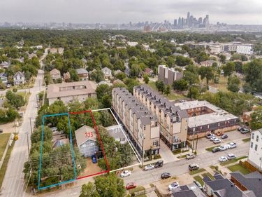 731 W 10th Street, Dallas, TX 75208