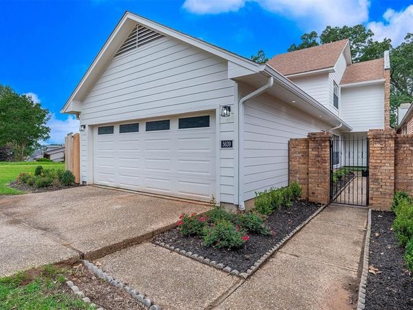 5639 S Lakeshore Drive, Shreveport, LA 71119