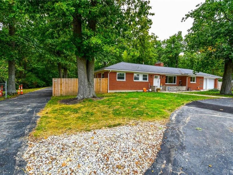 7821 Lois Circle, Miami Township, OH 45459 Photo 2