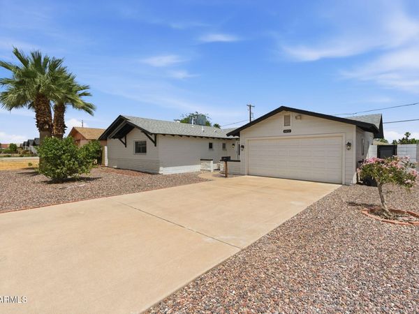 6432 E VIRGINIA Avenue, Scottsdale, AZ 85257