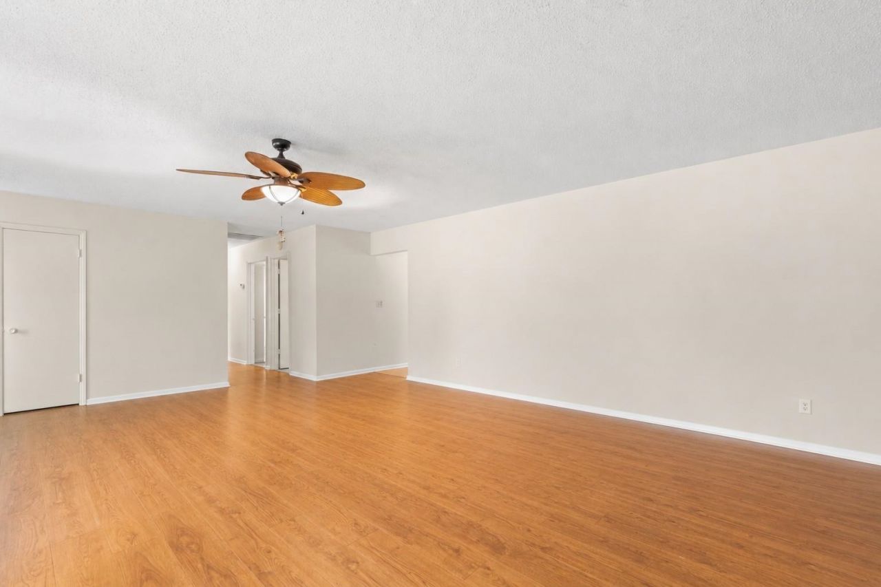 1451 Forestbrook Rd.  Photo 11