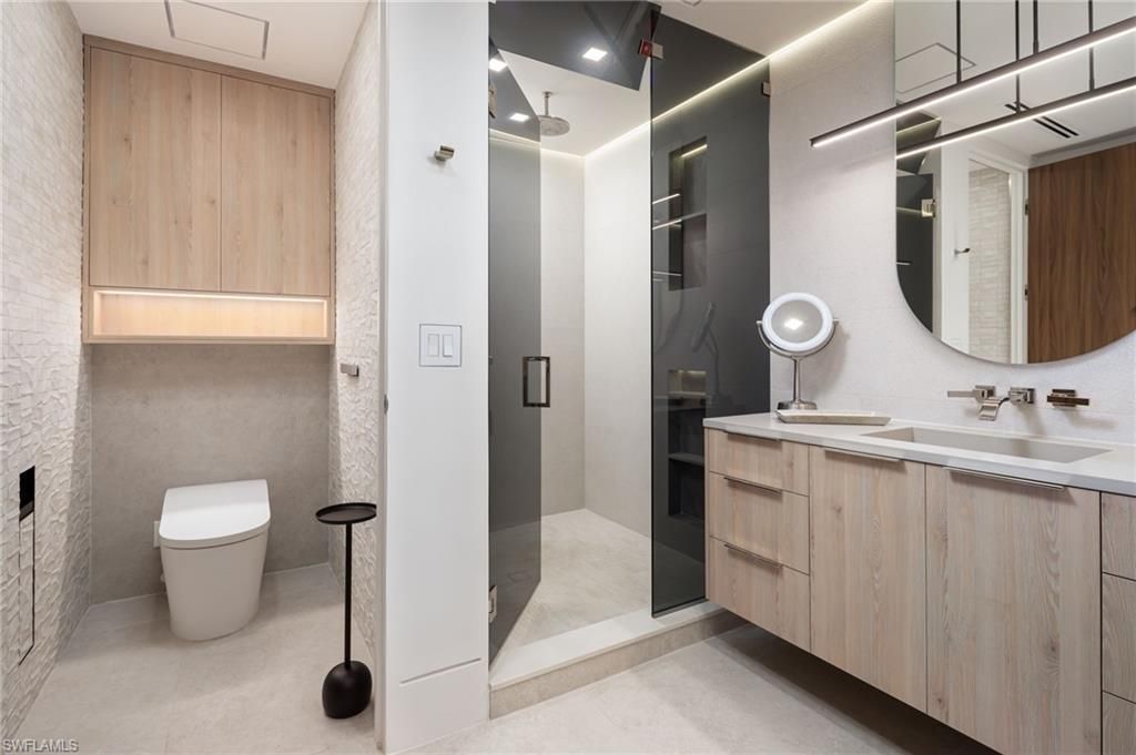 410 Flagship Dr , Unit 903, Naples, FL 34108 Photo