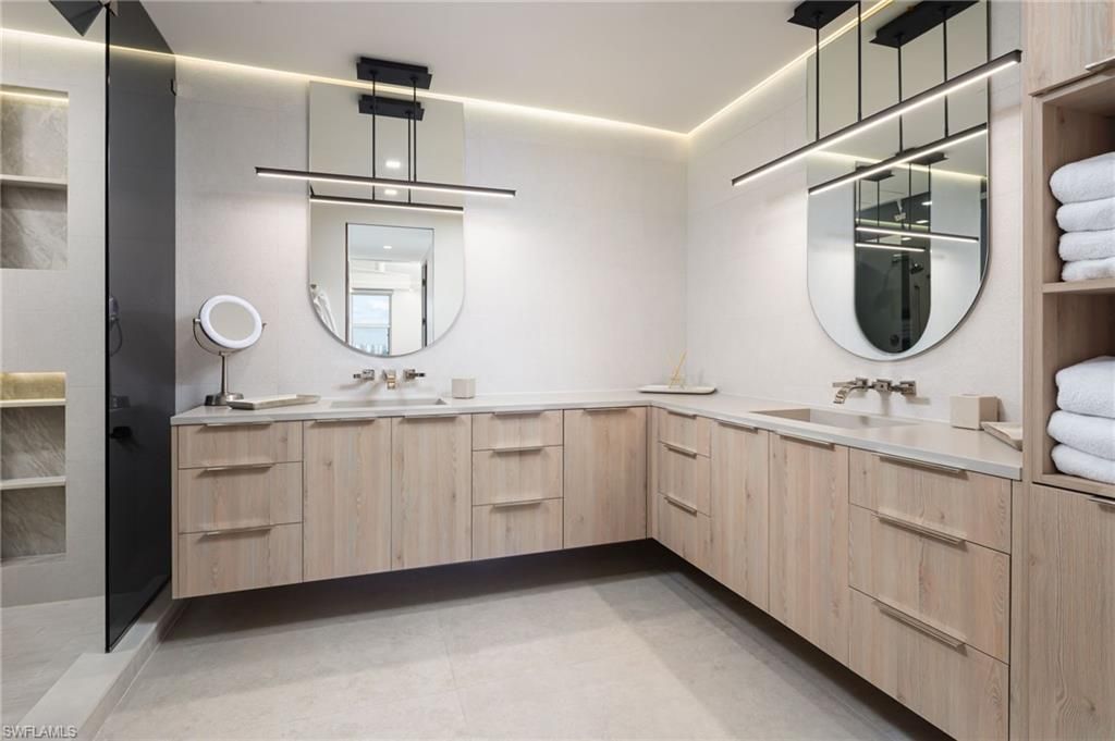 410 Flagship Dr , Unit 903, Naples, FL 34108 Photo