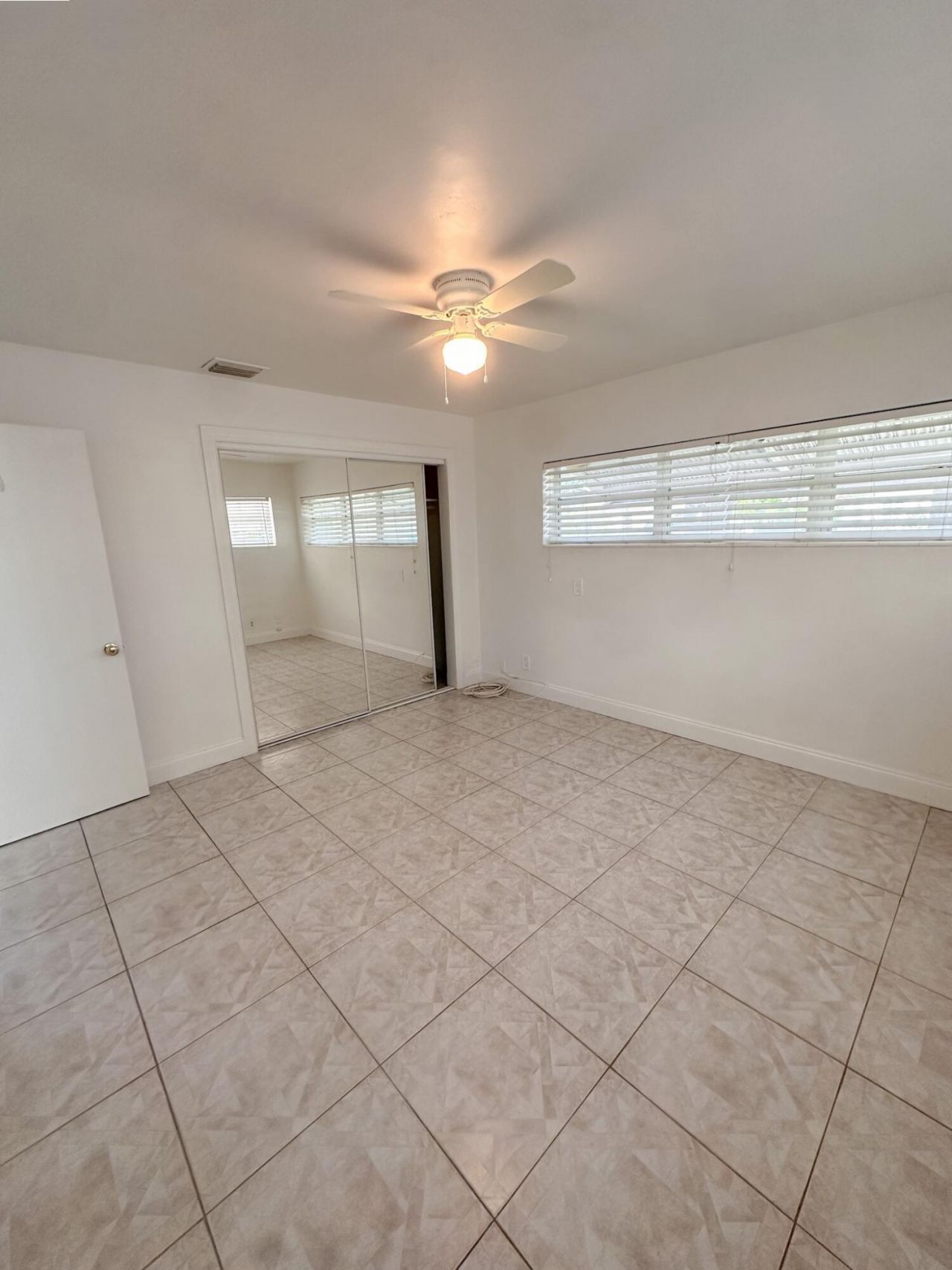 100 NW 52nd Street, Fort Lauderdale, FL 33309 Photo