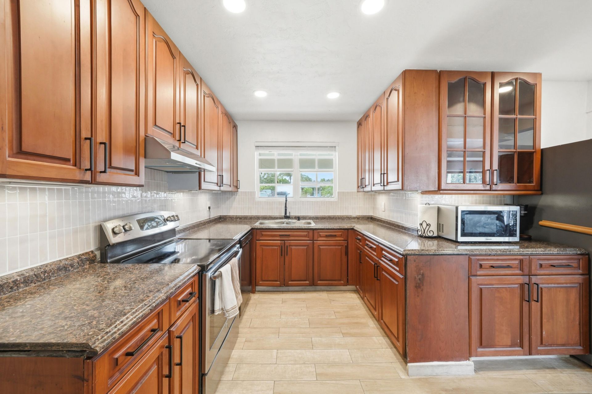 7000 Hope Street, Hollywood, FL 33024 Photo