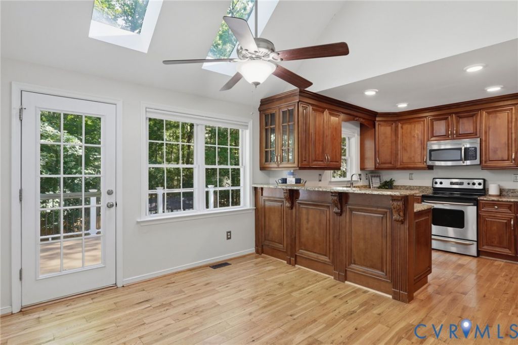 5629 Darrel Lake Court Glen Allen, VA 23060