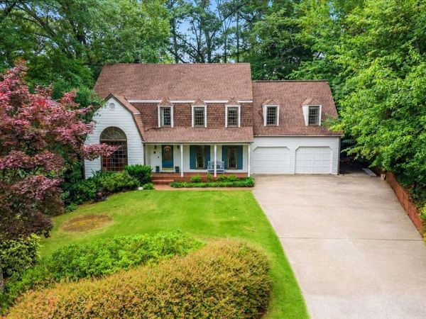 3560 Saxon Way, Marietta, GA 30062