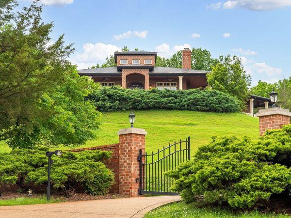 106B Timber Hills Rd, Hendersonville, TN 37075