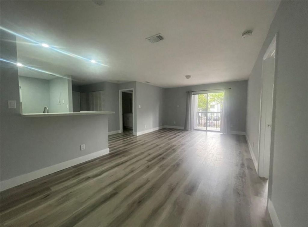 11229 W Atlantic Boulevard, Unit 205, Coral Springs, FL 33071 Photo