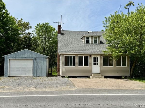 1031 County Route 29 , Oswego, NY 13126