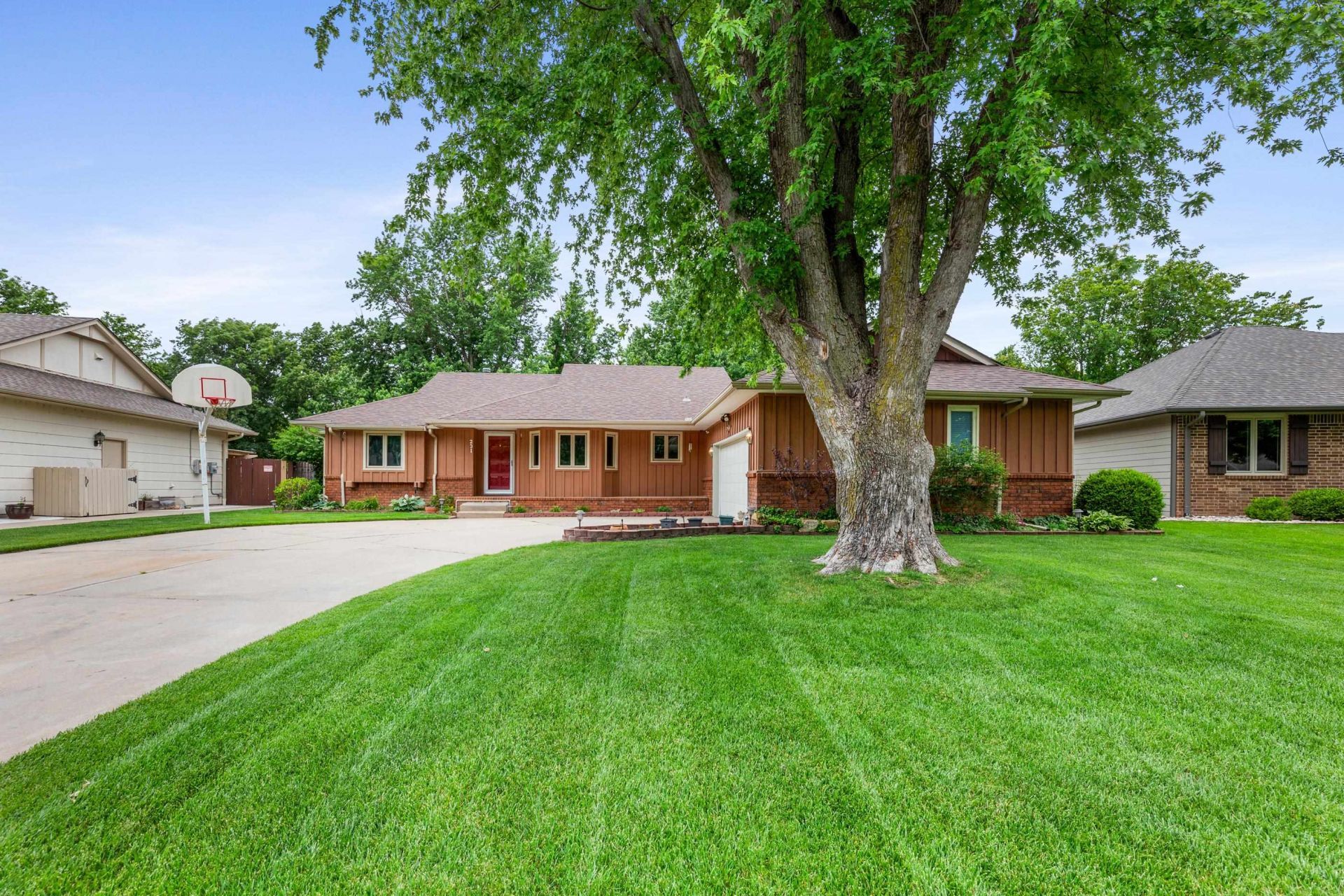 231 S Milstead, Wichita, KS 67209 Main Photo
