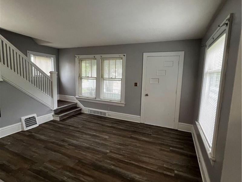 2283 East Avenue, Akron, OH 44314 Photo 3