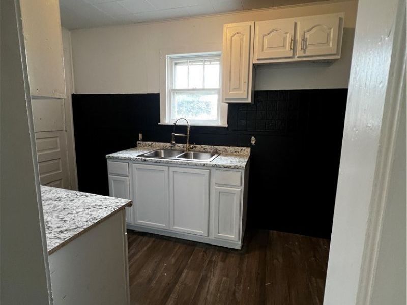 2283 East Avenue, Akron, OH 44314 Photo 7