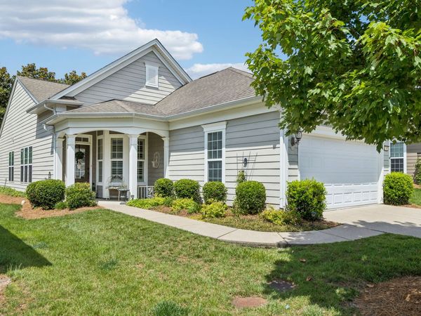 240 Old Towne Dr, Mount Juliet, TN 37122