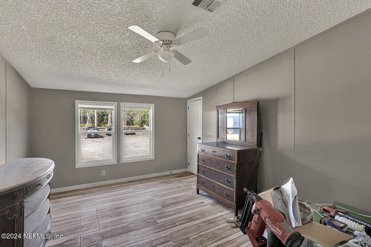 141 Woods Road, San Mateo, FL 32187 Photo
