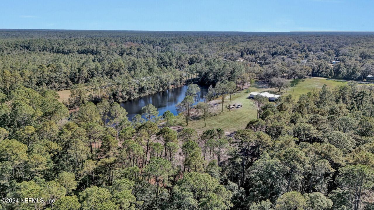 141 Woods Road, San Mateo, FL 32187 Photo