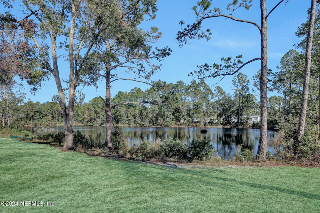 141 Woods Road, San Mateo, FL 32187 Photo