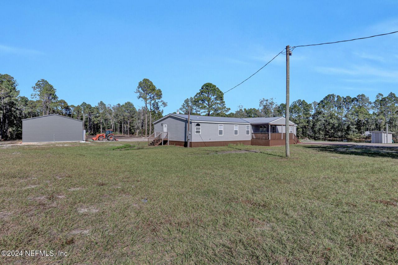 141 Woods Road, San Mateo, FL 32187 Photo