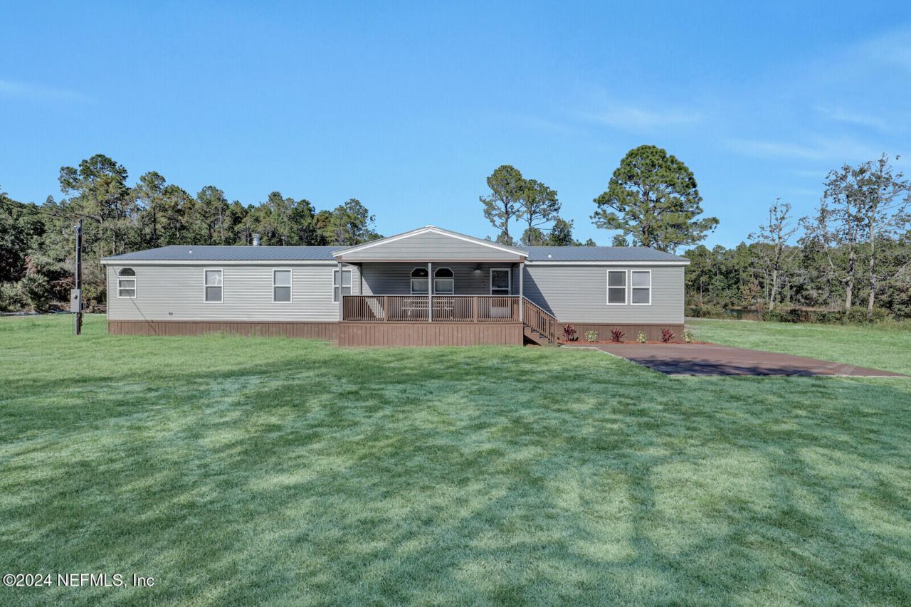 141 Woods Road, San Mateo, FL 32187 Photo