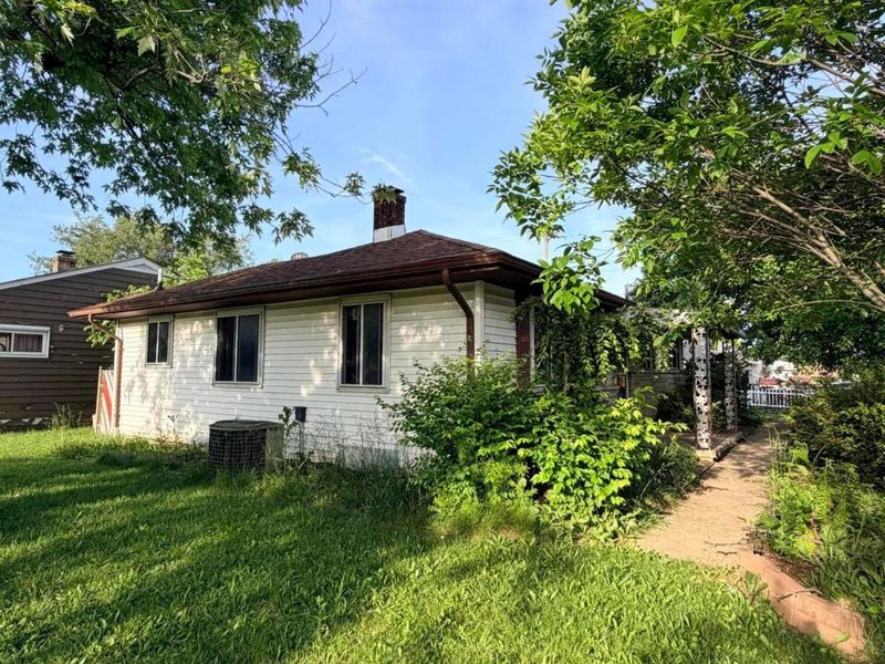 4996 Palmetto Street, Columbus, OH 43228 Photo 4