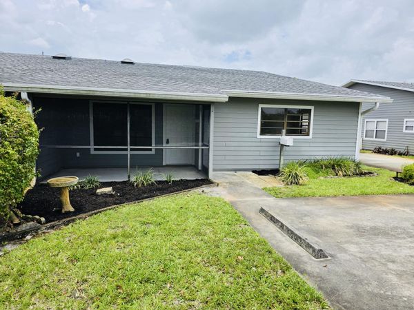9095 SE Hobe Ridge Avenue, Hobe Sound, FL 33455