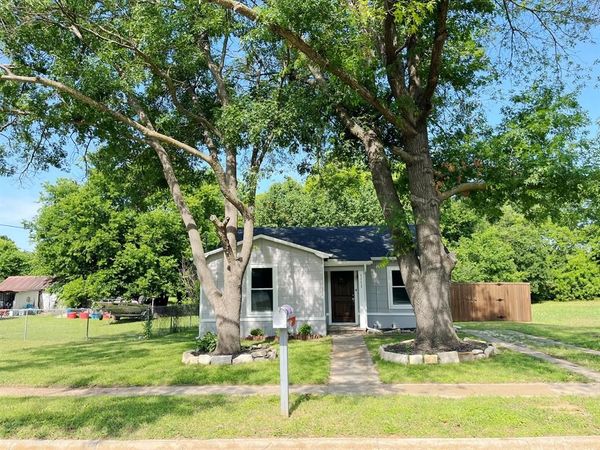 1111 S Taylor Street, Gainesville, TX 76240