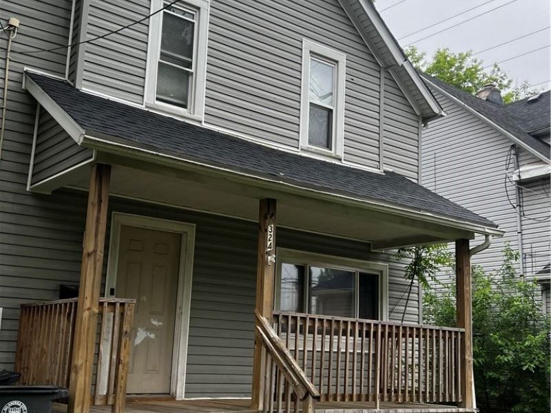 324 W Miller Avenue, Akron, OH 44301 Photo 2