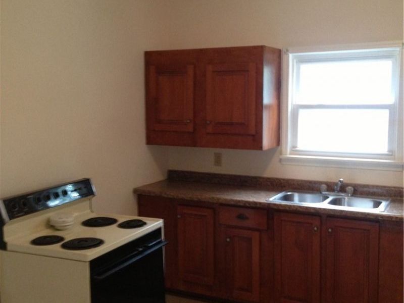 324 W Miller Avenue, Akron, OH 44301 Photo 4