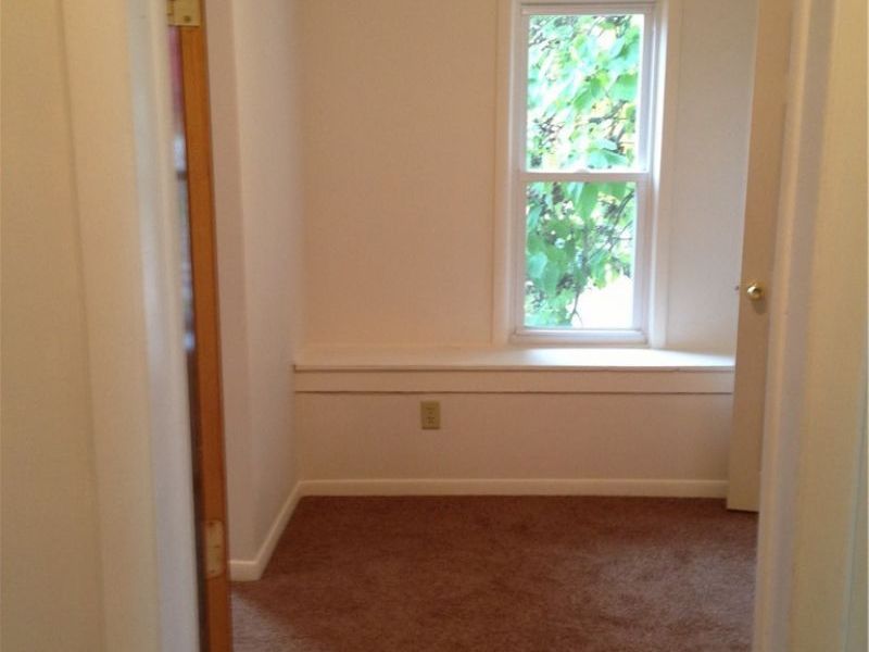 324 W Miller Avenue, Akron, OH 44301 Photo 9