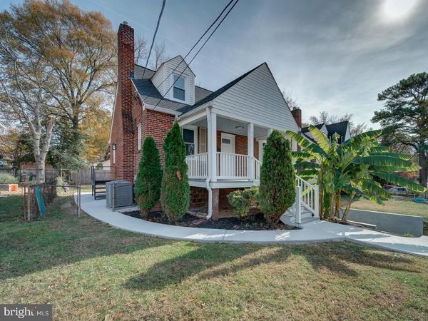 6211 42ND AVENUE , HYATTSVILLE, MD 20781