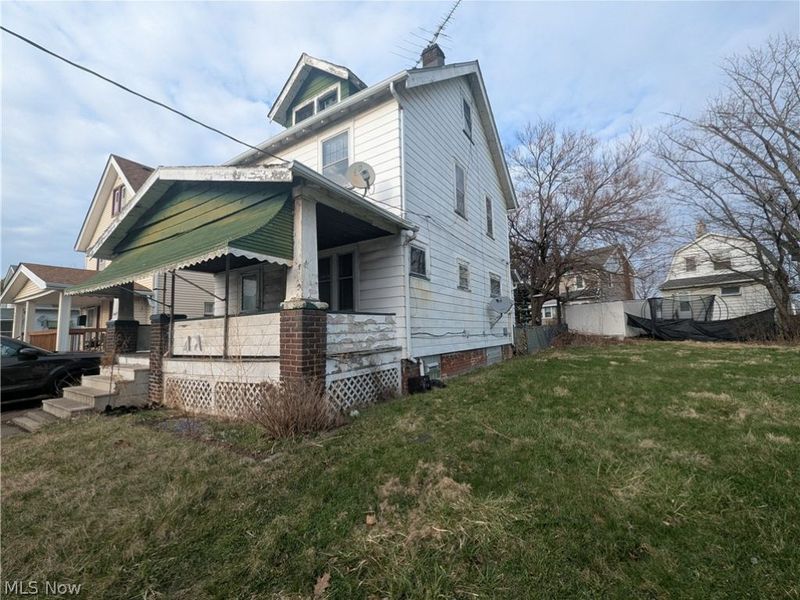 1449 Clearaire Road, Cleveland, OH 44110 Photo 2